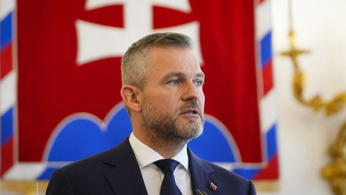 Peter Pellegrini Slovakya'nın yeni cumhurbaşkanı olarak yemin etti