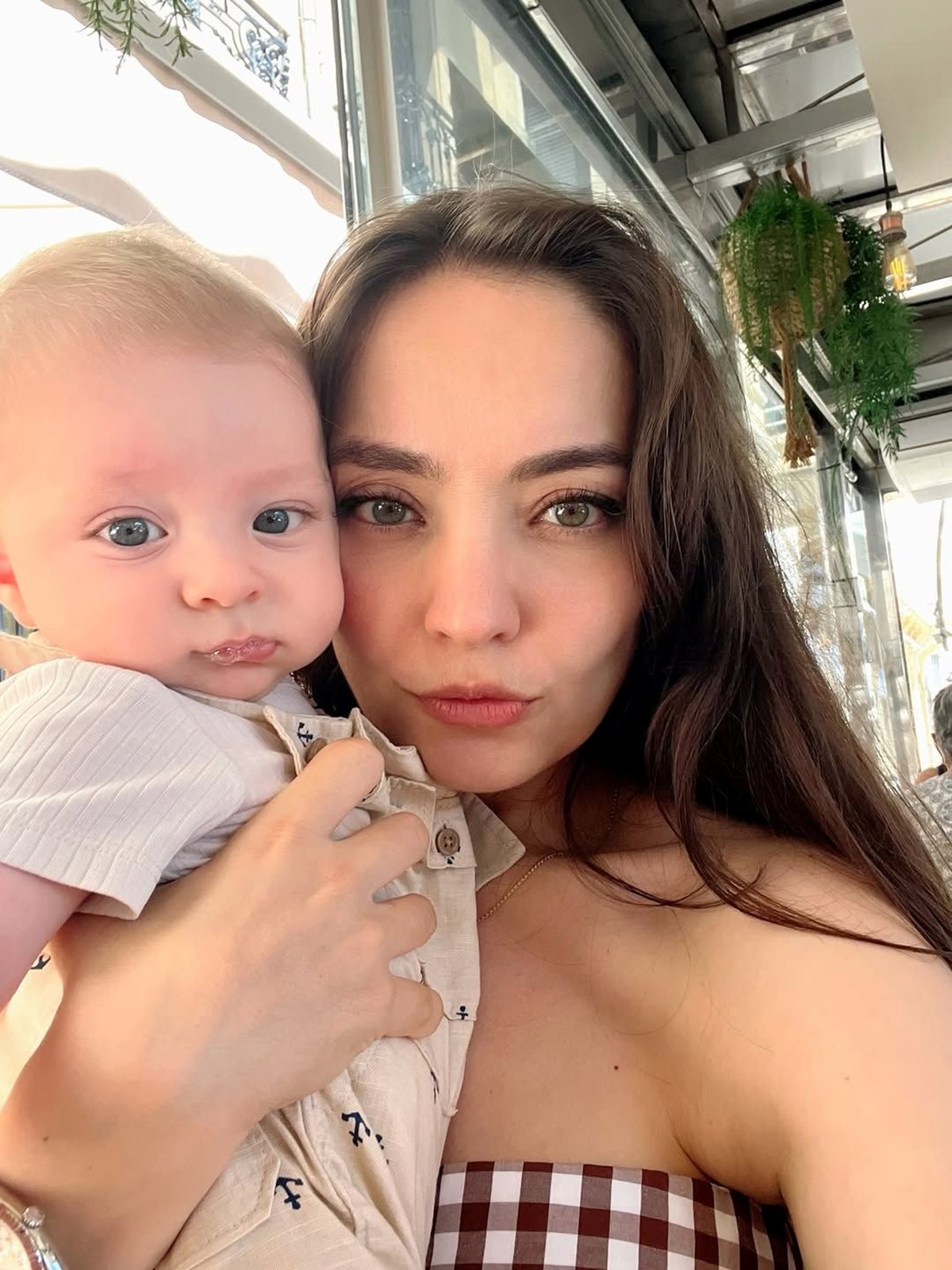 Zeynep Tuğçe Bayat'tan oğlu Atlas ile yeni kareler: Benziyor muyuz? - görsel 6