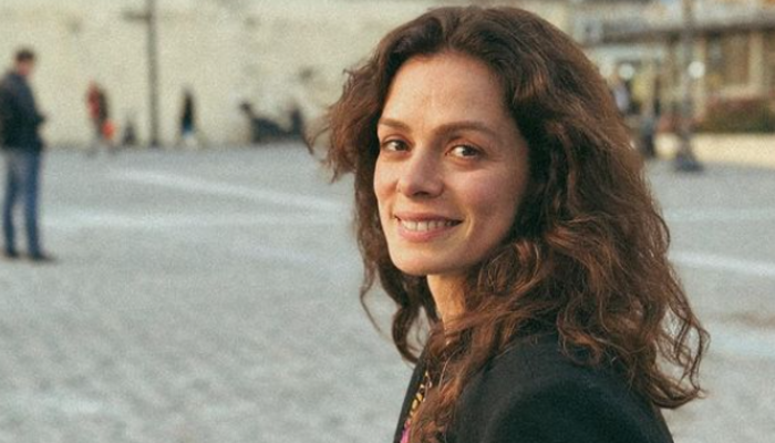Sandık Kokusu'lu Karsu Özge Özpirinçci saçlarını boyadı!  Yeni imajı çok beğenildi