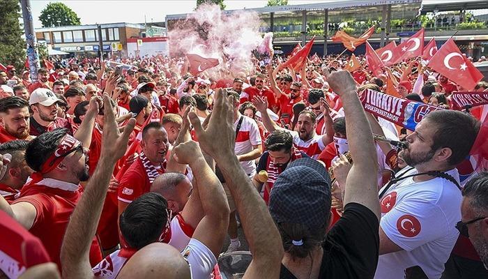 Berlin'e koşun!  Hollanda maçı için Türkiye'den 25 uçuş... Avrupa 2024'te her yer kırmızı beyaz