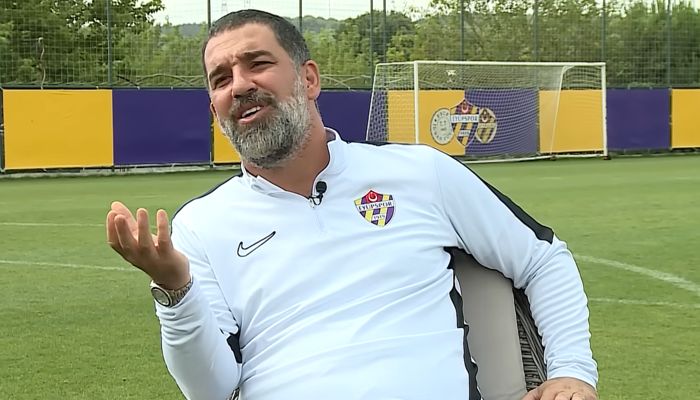 Arda Turan, EURO 2008-EURO 2024 takımlarını karşılaştırıyor!  "Fatih Terim mi Montella mı?"  sorusuna verdiği yanıt gündem oldu: "Artık değil."