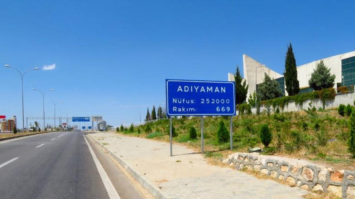 02 Hangi plaka? 2 Hangi şehrin plaka kodu var? 2 Hangi eyalete ait?