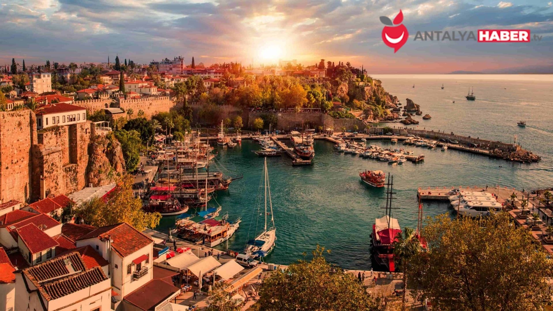 Antalyahaber.tv: Antalya'nın Bilgi Deposu logosu