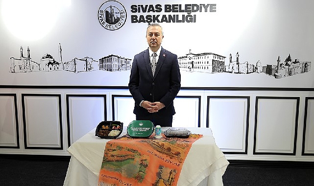 Büyük Birlik Partisi'nin Sivas Belediye Başkanı Dr. Adem Uzun, "...İşte geldik" sloganıyla seçim dönemi vaatlerini birer birer yerine getireceğini açıkladı - GÜNDEM
