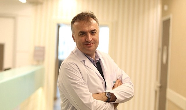 İstirahat halinde gözlenen el titremeleri Parkinson belirtisi olabilir!  - SAĞLIK