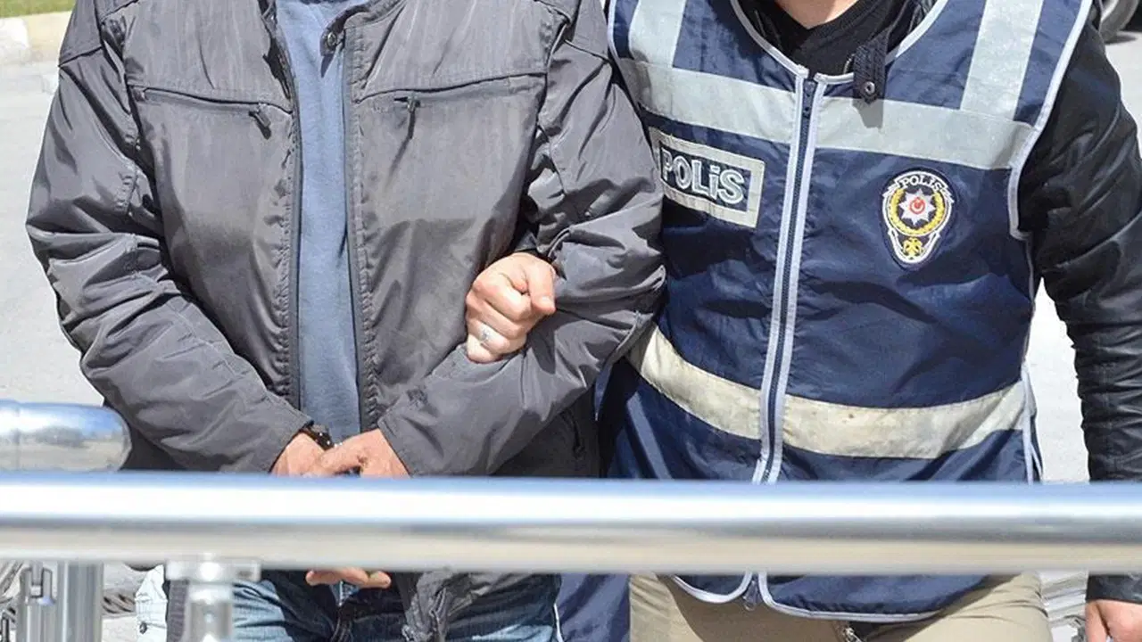 İstanbul'da Göçmen Kaçakçılığıyla Mücadele: 4 Gözaltı