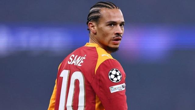 Galatasaray'da Sane'nin Devre Arası Yok Mu? Sarr ile Değişim Tartışılıyor