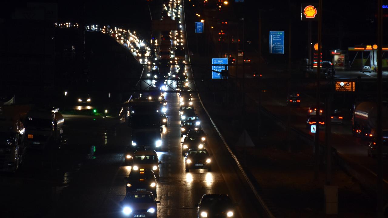 "Blok" partisinin dönüş kaçakçılığı Kirinkale'de başladı