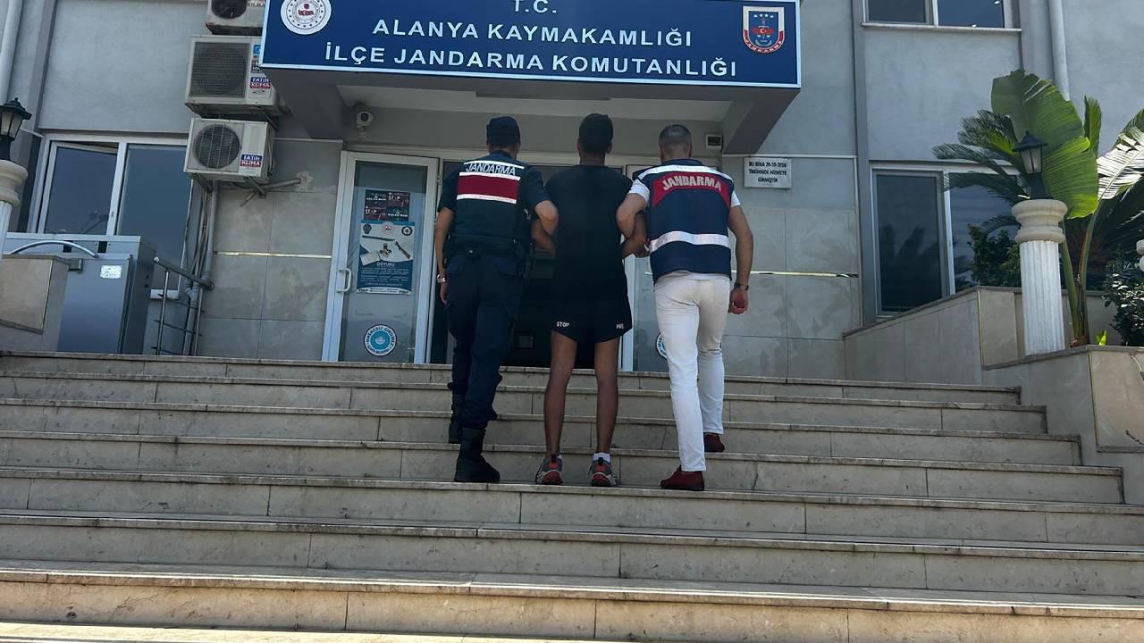 Alanya'da 40 ayrı suçtan cezası kesinleşen firari yakalandı