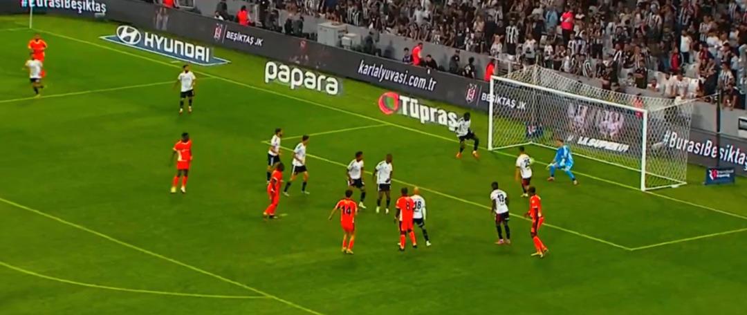 Beşiktaş son dakikada Cengiz Üyder ile altın buldu! Haftanın Maçı Süper Lig ... kırmızı kartlar, arka top direği ve son dakika golü 4